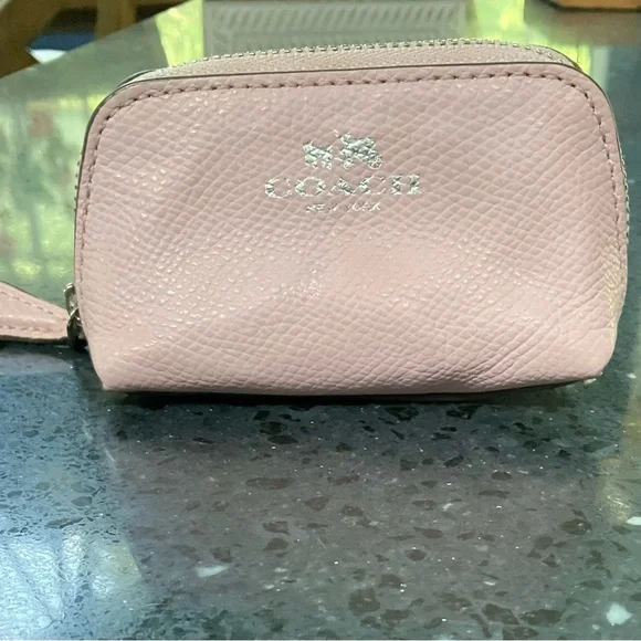 Coach leather mini pouch coin purse cosmetic case pink - Picture 2 of 5